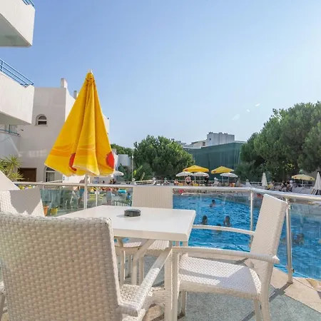 Ponz Hotel Hotel 3*
