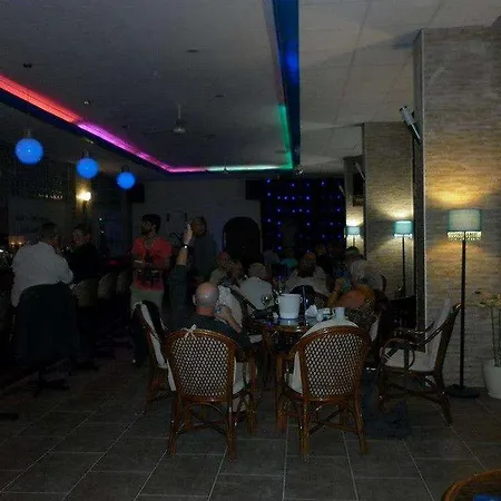 Ponz Hotel 3*