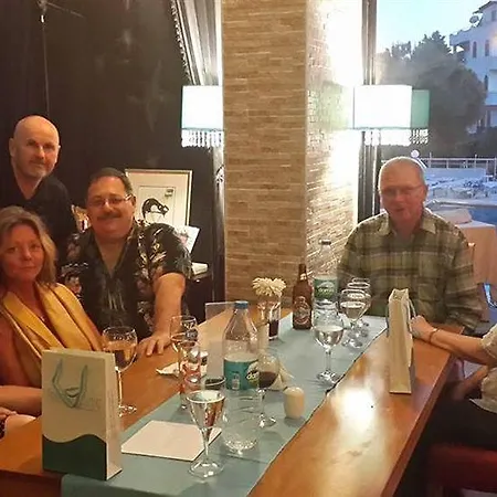 Ponz Hotel Hotel