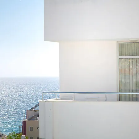 Ponz Hotel 3* Kusadasi