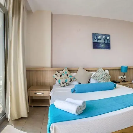 Ponz Hotel Kusadasi