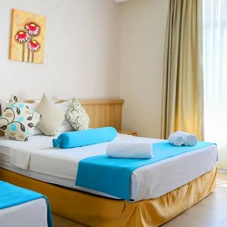 Ponz Hotel