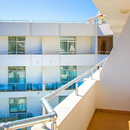 Ponz Hotel Hotel 3*