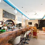 Otel Ponz Kuşadası