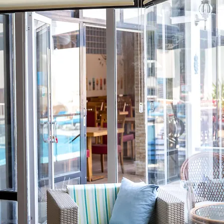 Ponz Hotel 3* Kusadasi