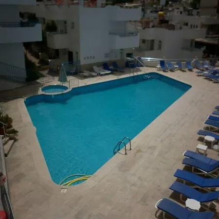 Ponz Hotell 3*