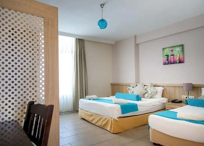 Ponz Hotell 3*