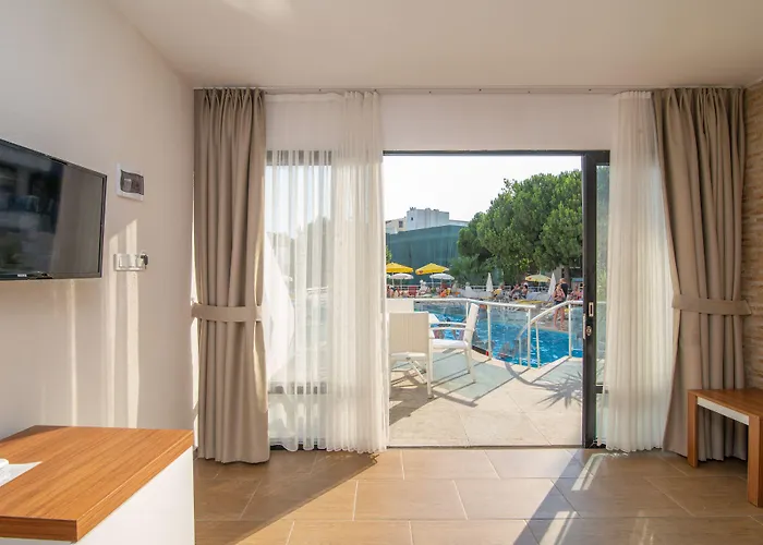 Ponz 3* Kusadası