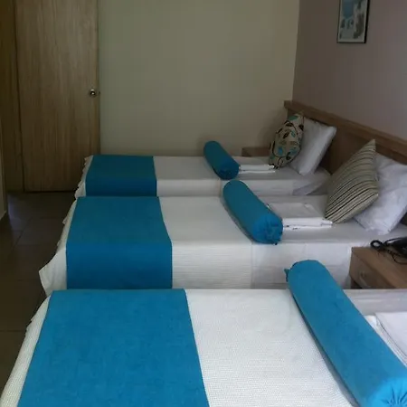 Ponz Hotel Kusadası