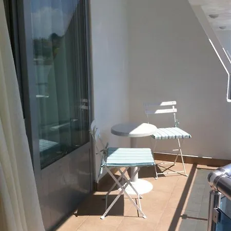 Ponz Hotel 3*