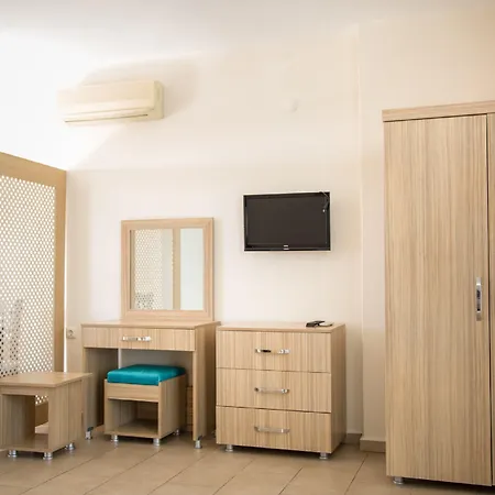 Ponz Hotel 2*