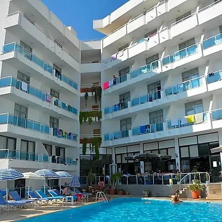 Ponz Hotel Kusadası