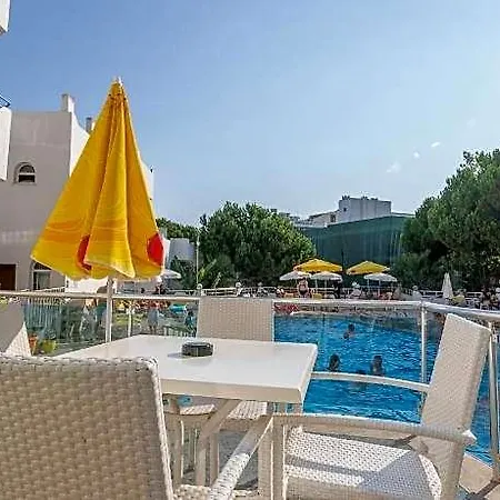 Ponz Hotel 3*