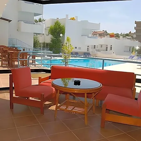 Ponz Hotel Kusadası